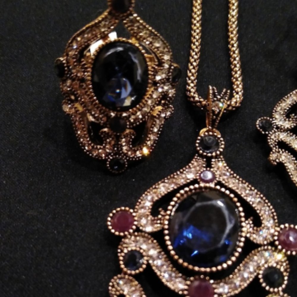 Turkish Jewelry Set - Picture 2 of 6